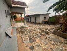 Kigali old house for sale in Niboyi - Image 5