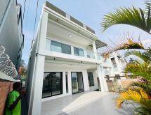 Kibagabaga unfurnished house for rent in Kigali - Image 1