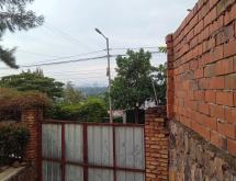 Kigali Land with an old house for sale in Remera Rukiri - Image 3