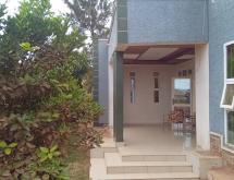 Kigali Land with an old house for sale in Gatenga, Kicukiro - Image 2
