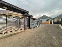 Kigali House for sale in Kicukiro Kagarama - Image 4