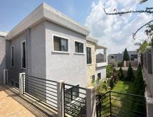 Kigali Luxury house for sale in Kanombe - Image 2