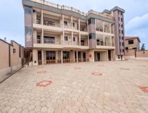 Executive Style Property for Rent - Image 2