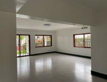 Kigali unfurnished well maintened house for rent in Kacyiru  - Image 2
