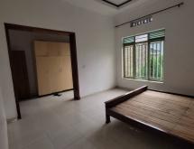 Kigali house for sale in Remera - Image 4