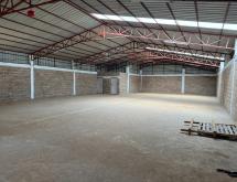 Warehouse for rent in Masaka( near Dubai Port) - Image 3