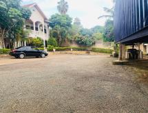 Kigali house for sale with big plot in Kimihurura - Image 3