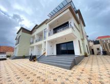 Kigali furnished appartement for rent in Rebero - Image 2