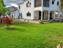 Kigali Unfurnished family Villa for rent in Gacuriro  - Image 2