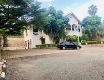 Kigali Kimihurura house for sale with big plot - Image 2