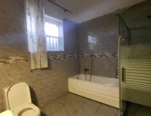Kigali House for rent in Kiyovu - Image 5