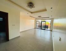 Kigali Unfurnished house for rent in Kacyiru - Image 2
