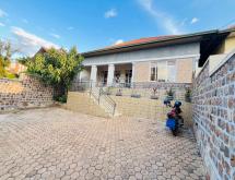 Nyarutarama unfurnished house for rent in Kigali - Image 1