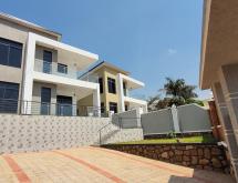Kigali beautiful and spacious house for sale in Kagarama - Image 2