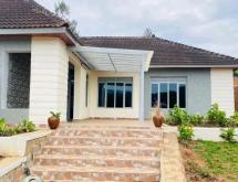  Kigali Fully furnished house for rent in Kimihurura - Image 1