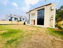 Kigali unfurnished house for rent in Nyarutarama  - Image 2
