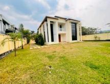 Kigali unfurnished house for rent in Nyarutarama  - Image 5