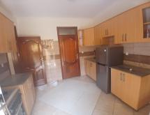 Kigali residential or Office house of 8 rooms for rent in Kagarama-Muyange - Image 5