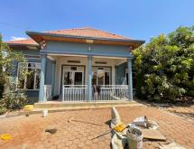 Kigali house for rent in Kanombe - Image 1