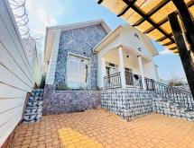 Kigali beautiful family house for sale in Kanombe, Busanza - Image 1