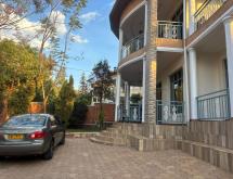 Kigali House for rent in Rebero - Image 3