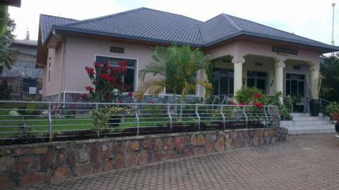 To buy or build a house?